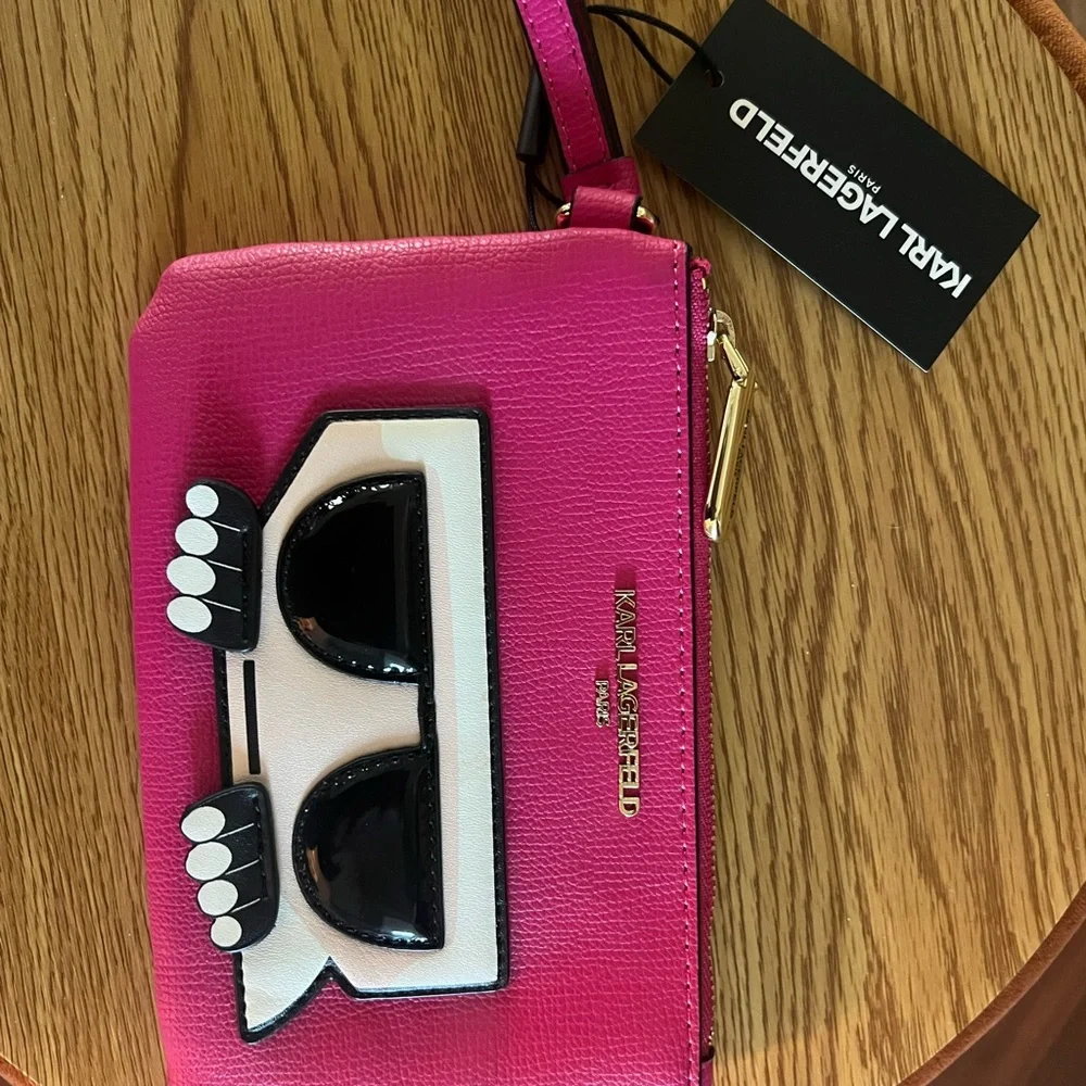 Karl Lagerfeld Pink and Black Key Holder with Playful Design - Picture 2 of 3